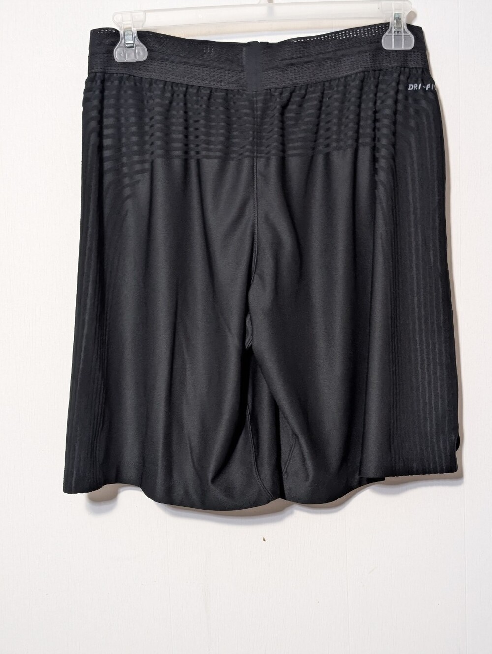 Men's Jordan Black Athletic Basketball Shorts with White Jumpman Size XL - Picture 6 of 9